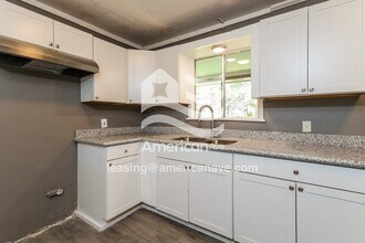 1206 Garden Park Dr in Jackson, MS - Building Photo - Building Photo