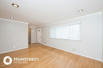 12233 E 53rd Ave in Denver, CO - Building Photo - Building Photo