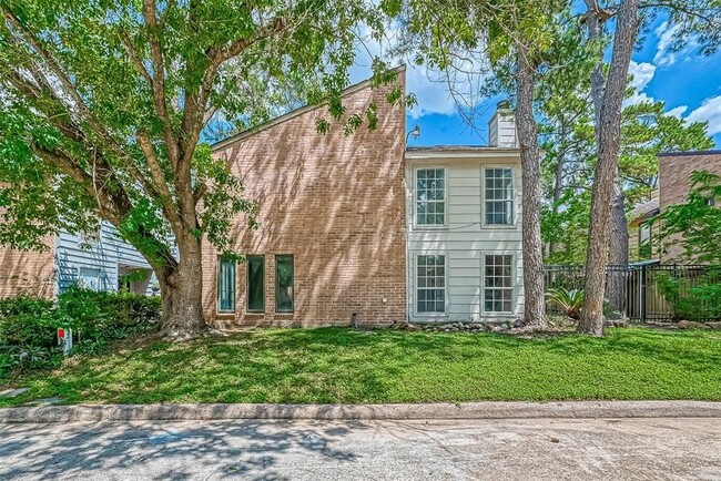 17805 Villa Way Dr in Spring, TX - Building Photo - Building Photo