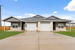 503 War Admiral Dr in Jarrell, TX - Building Photo