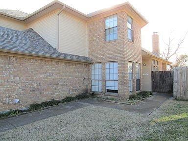 1500 N Grant Dr in Sherman, TX - Building Photo - Building Photo