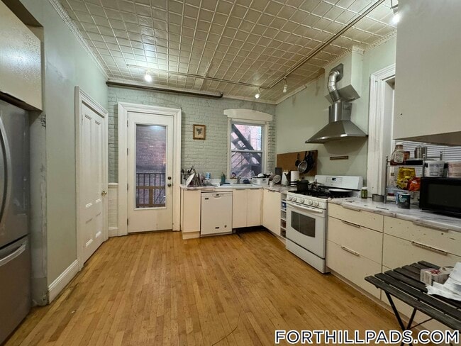 property at 3 Highland St