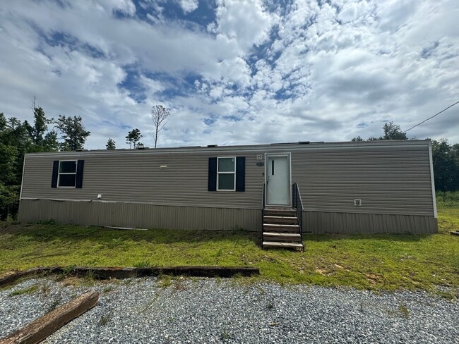 2682 Wynn Rd in Marianna, FL - Building Photo - Building Photo