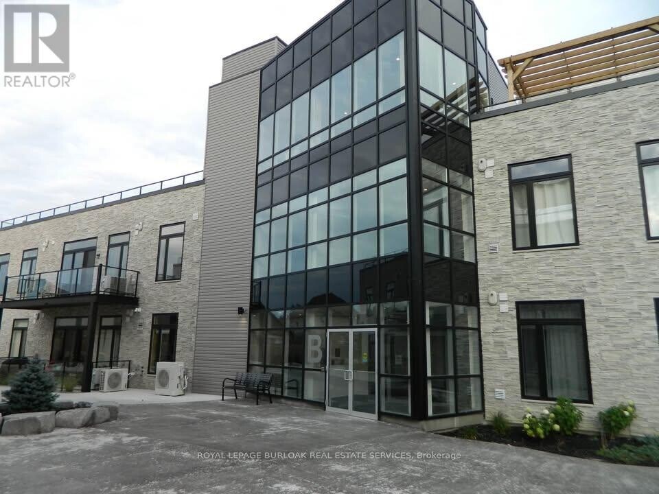 85b-85B Morrell St in Brantford, ON - Building Photo