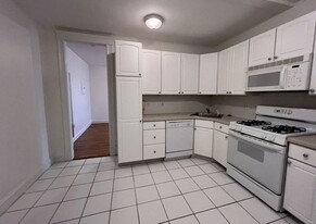 859 Massachusetts Ave, Unit 1 Apartamentos