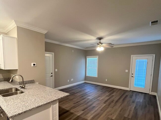 813 Brush Crk St in Bowling Green, KY - Building Photo - Building Photo