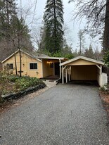 11874 Nancy Ln in Grass Valley, CA - Building Photo