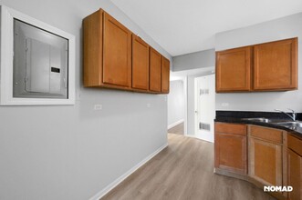 7734 S Phillips Ave in Chicago, IL - Foto de edificio - Building Photo