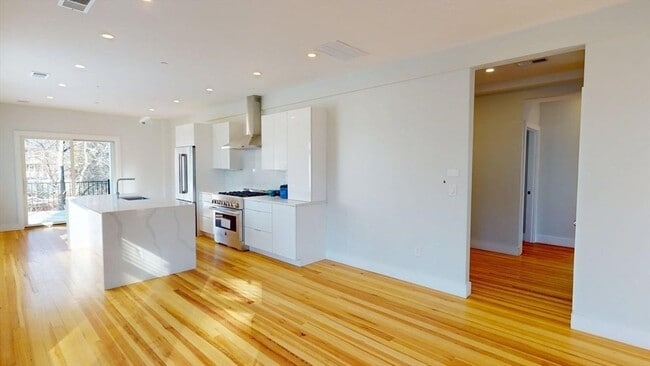 179 Appleton St in Cambridge, MA - Building Photo - Building Photo