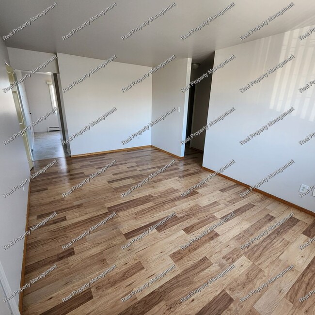 4975 W 82nd Ct in Crown Point, IN - Building Photo - Building Photo