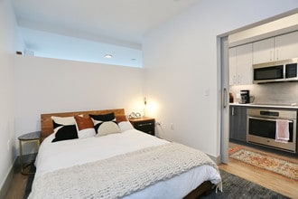 Uptown at Kirkland Urban in Kirkland, WA - Foto de edificio - Interior Photo