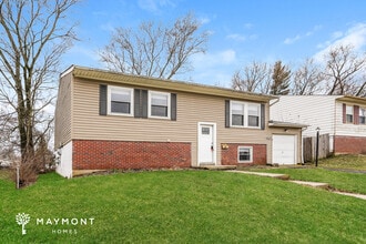 2557 Berthbrook Dr in Cincinnati, OH - Building Photo - Building Photo