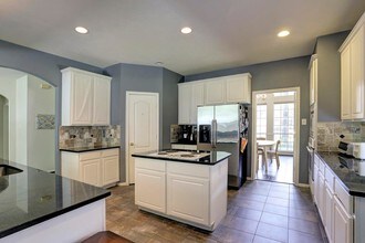 18042 Somerset Knolls Ct in Houston, TX - Building Photo - Building Photo