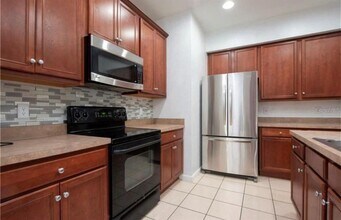 3087 Ashland Ln N in Kissimmee, FL - Building Photo - Building Photo