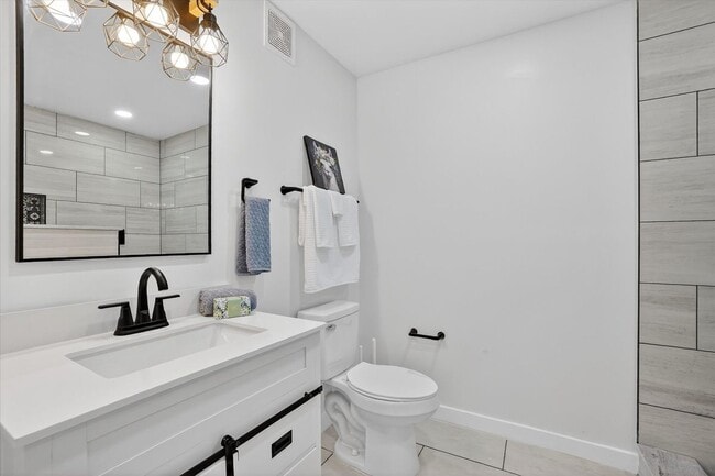 8778 Waterfront Terrace in Jacksonville, FL - Building Photo - Building Photo