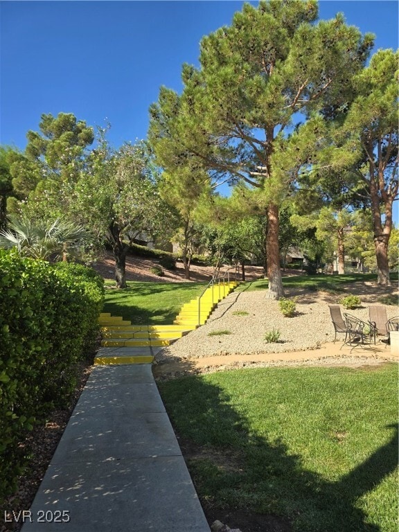 property at 231 W Horizon Ridge Pkwy