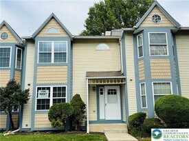 102 Quaker Dr, Unit 23 in Bethlehem, PA - Building Photo