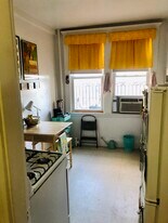 1650 Commonwealth Ave, Unit 14 in Boston, MA - Building Photo