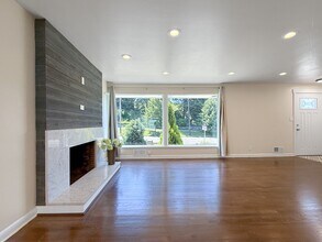 1618 S Spokane St in Seattle, WA - Building Photo - Building Photo