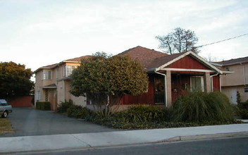 15548 Usher St in San Lorenzo, CA - Foto de edificio - Building Photo