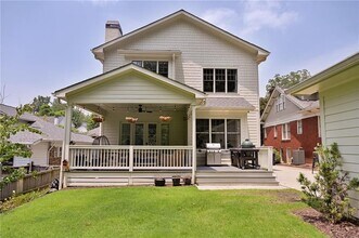 801 Adair Ave NE in Atlanta, GA - Foto de edificio - Building Photo