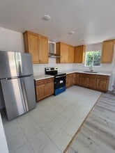 2811 Tulare Ave in Richmond, CA - Building Photo - Building Photo