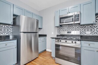 321 Calendar Ave in La Grange, IL - Building Photo - Building Photo