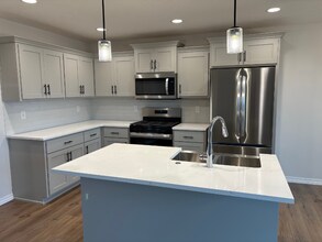 896 S Silverwood Ln in Nixa, MO - Building Photo - Building Photo
