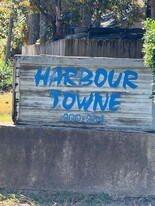 240 Tallulah Trail in Warner Robins, GA - Building Photo