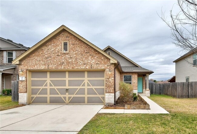 261 New Bridge Dr in Kyle, TX - Building Photo - Building Photo