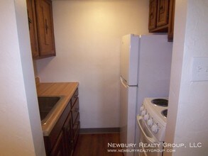 106 W Steuben St-Unit -F in Crafton, PA - Building Photo - Building Photo