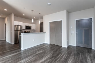 The Grove Apartments in Madison, WI - Building Photo - Interior Photo