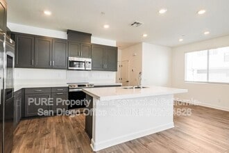 812 Mateo St in Chula Vista, CA - Building Photo - Building Photo