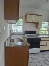 73 Grant St in Milford, CT - Building Photo - Building Photo