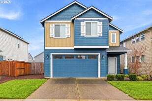 2095 S Heather St in Cornelius, OR - Building Photo