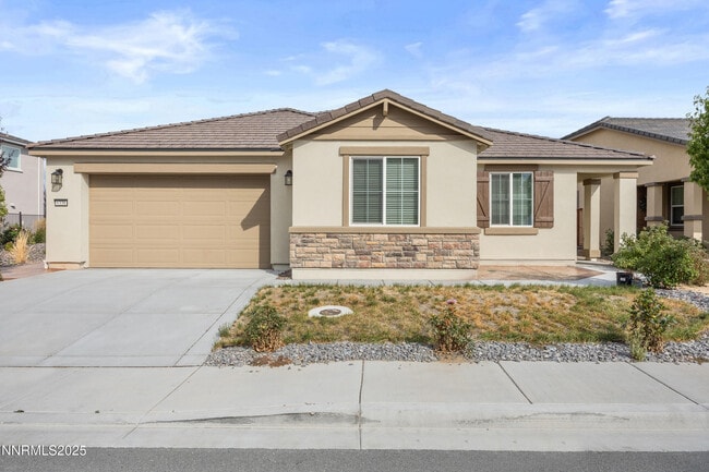 6338 Red Stable Rd in Sparks, NV - Building Photo - Building Photo