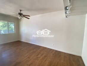325 S Pioneer in Mesa, AZ - Building Photo - Building Photo