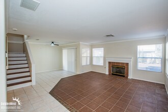 9348 Aston Martin Dr in Las Vegas, NV - Building Photo - Building Photo