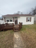 2131 Seminole Ave in Knoxville, TN - Building Photo