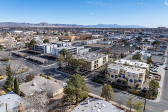 317 Palomas Dr NE in Albuquerque, NM - Building Photo - Building Photo