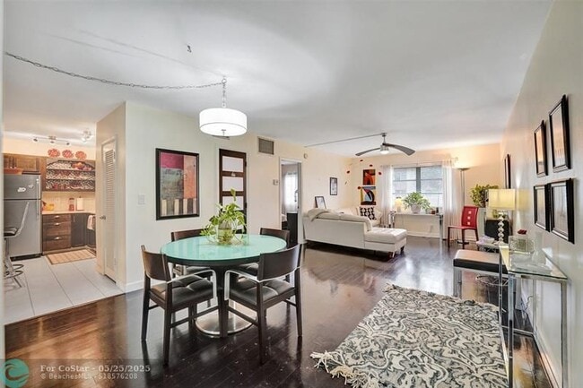 property at 1950 N Andrews Ave