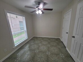 215 Postoffice St in Galveston, TX - Building Photo - Building Photo