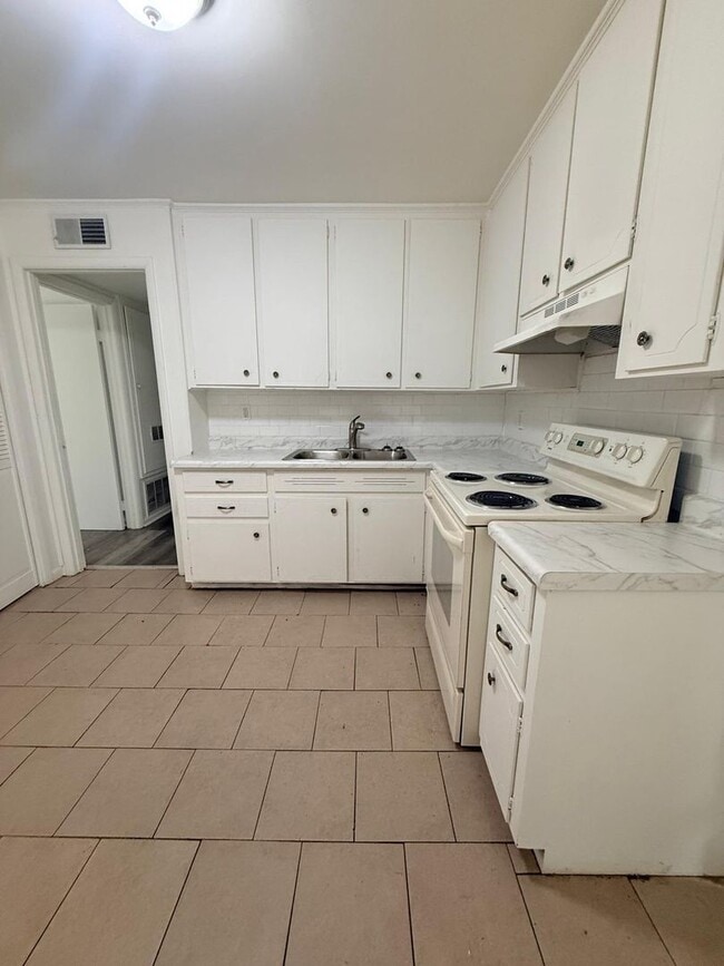 property at 426 Brookview Dr