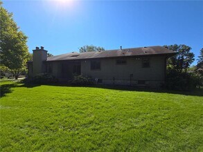 8301 Lawndale Ln N in Maple Grove, MN - Building Photo - Building Photo