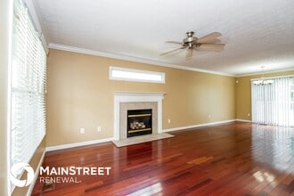 7725 Pear View Ln in Louisville, KY - Building Photo - Building Photo