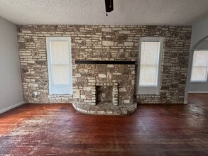 315 W Hermine Blvd in San Antonio, TX - Building Photo - Building Photo