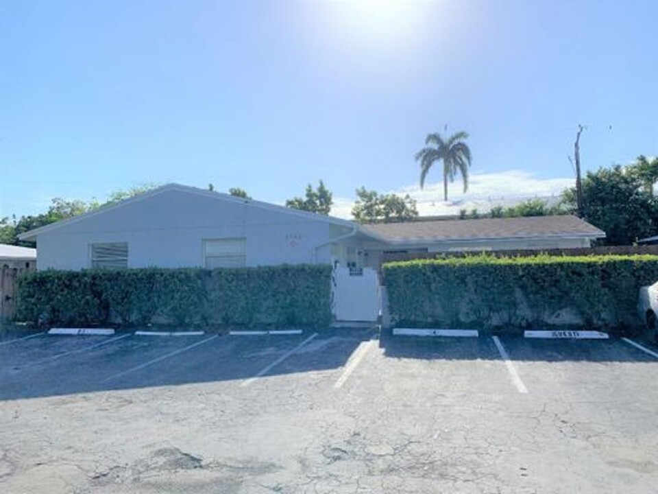 1140 NE 25 Ave in Pompano Beach, FL - Building Photo