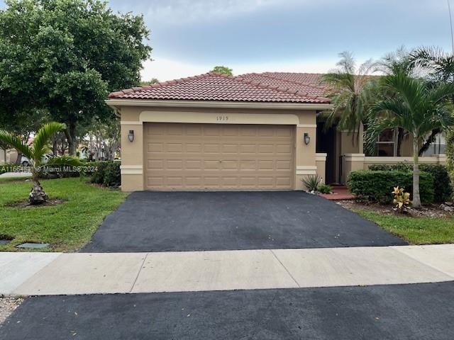 1919 Pisces Terrace in Weston, FL - Building Photo