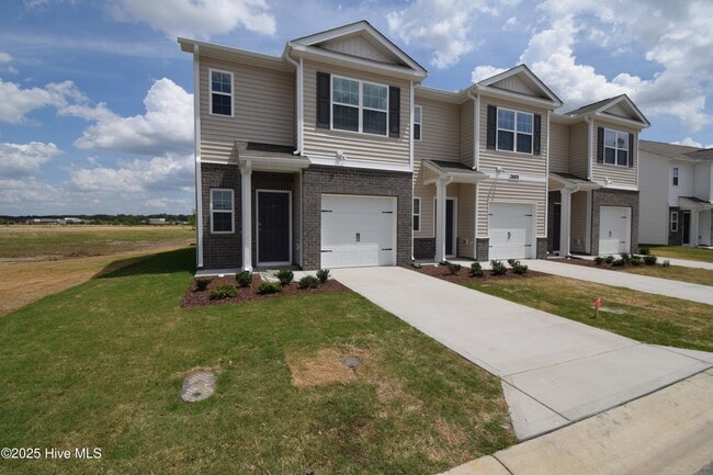 3605 Sedge Dr in Winterville, NC - Building Photo - Building Photo