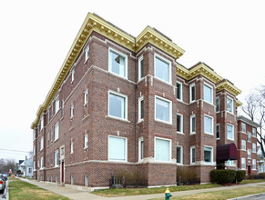 Historic Lakeshore Condominiums in Racine, WI - Building Photo - Building Photo